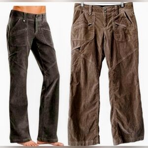 Athleta Duster Cargo Straight Leg Pants Velvet Velour Classic Taupe Size 12 P